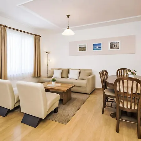 Ein Im Zweirosen By Interhome Appartement Fažana