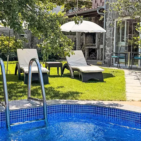 Ein Im Zweirosen By Interhome Appartement